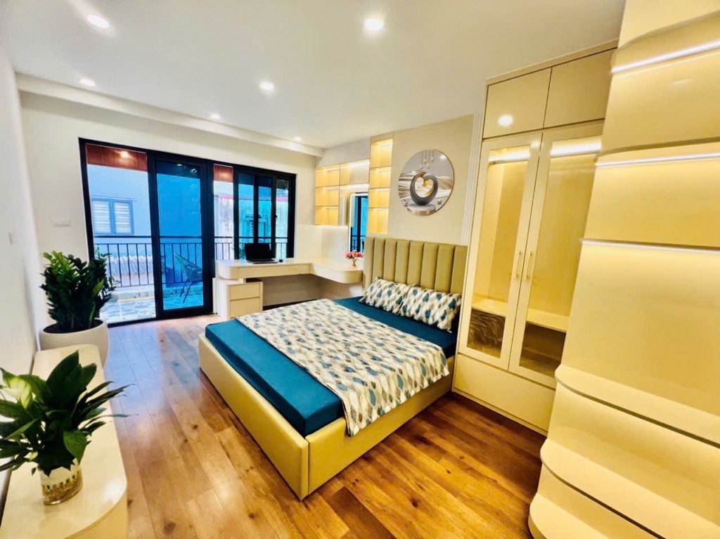 NHÀ 42M 5 TẦNG CHỈ 158,**TR/M SẴN NHÀ ĐẸP Ở LUÔN